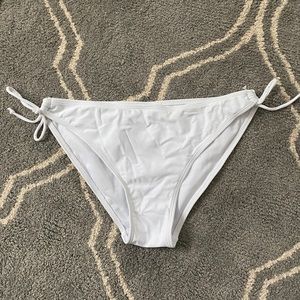 White bathing suit bottoms NWOT